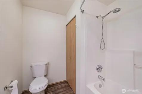 23210 59th Street S Kent WA 98032