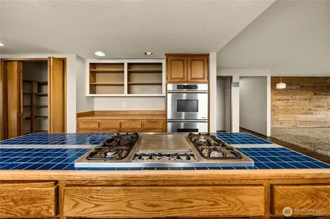 4123 8th Street NW Gig Harbor WA 98335