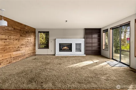 4123 8th Street NW Gig Harbor WA 98335