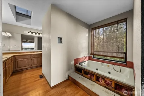 4123 8th Street NW Gig Harbor WA 98335