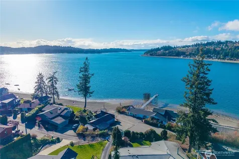 4123 8th Street NW Gig Harbor WA 98335