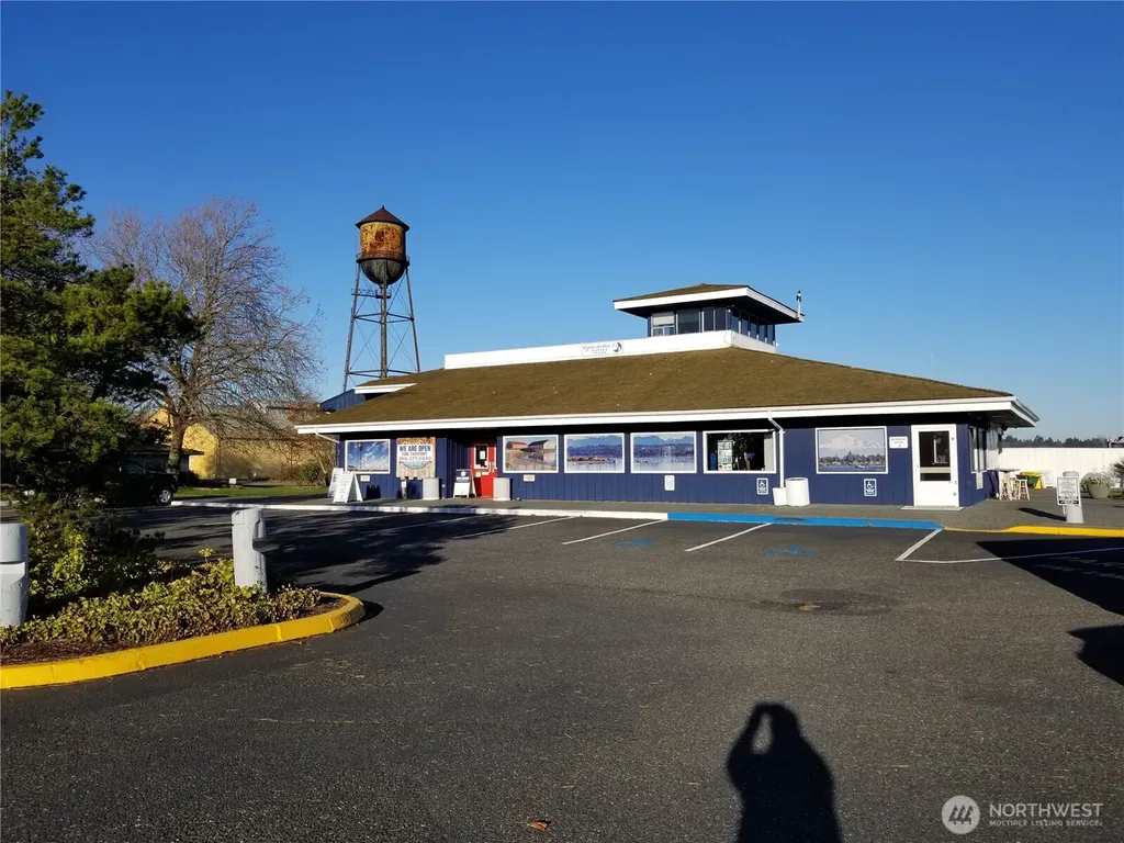 5526 Puffin Place Blaine WA 98230