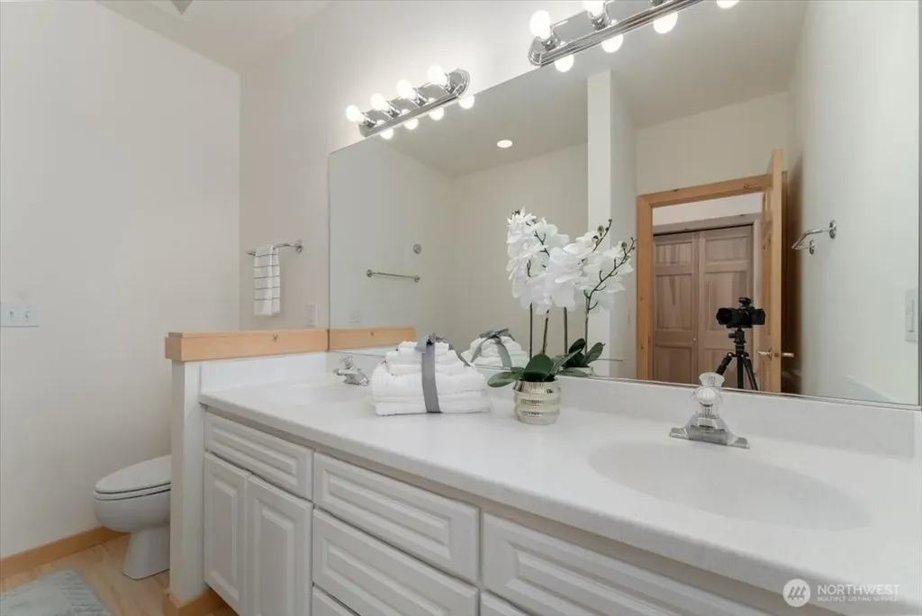 1606 S Lakeshore Road Chelan WA 98816