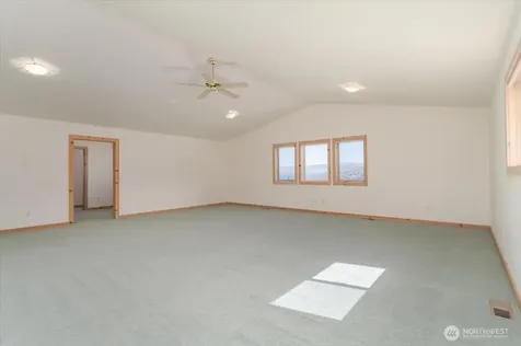 1606 S Lakeshore Road Chelan WA 98816
