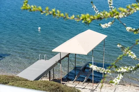 1606 S Lakeshore Road Chelan WA 98816