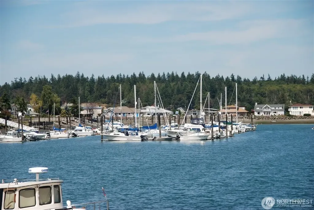 5180 NE Cedar Lane Hansville WA 98340
