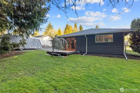 10009 161st Avenue NE Redmond WA 98052