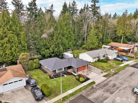 10009 161st Avenue NE Redmond WA 98052