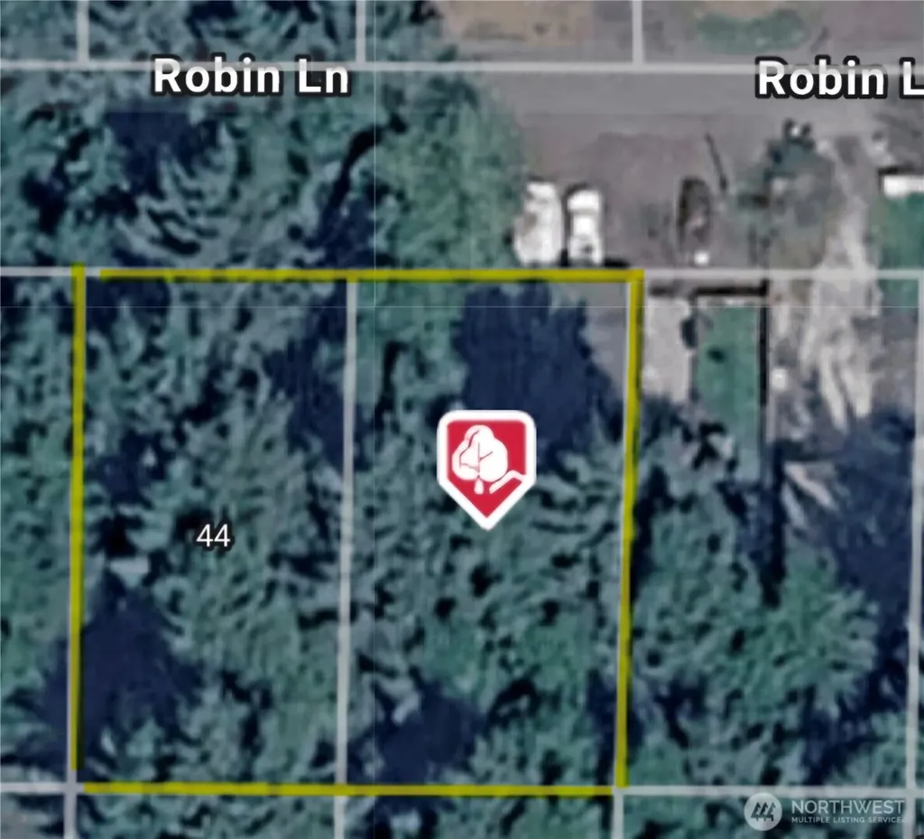44 Robin Lane Pacific Beach WA 98571