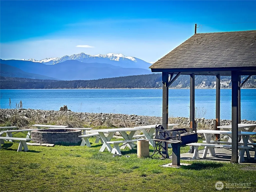85 Quinault Loop Port Townsend WA 98368
