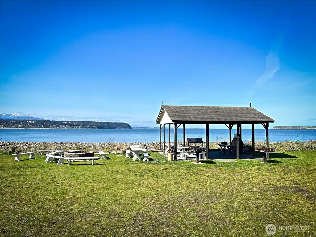 85 Quinault Loop Port Townsend WA 98368