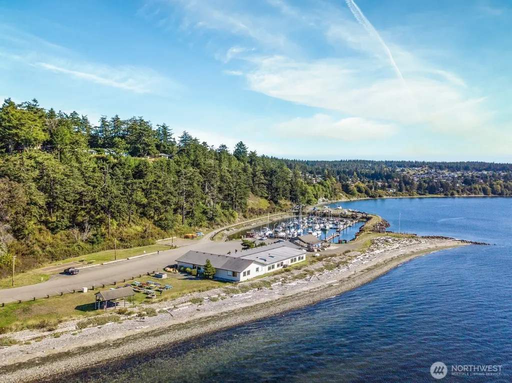 85 Quinault Loop Port Townsend WA 98368