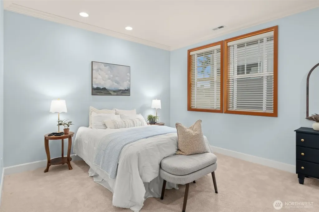9 SW Three Tree Point Lane Burien WA 98166