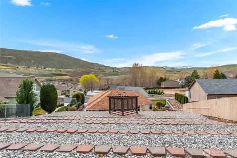 48 Luther Court Malaga WA 98828
