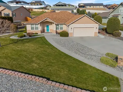 48 Luther Court Malaga WA 98828