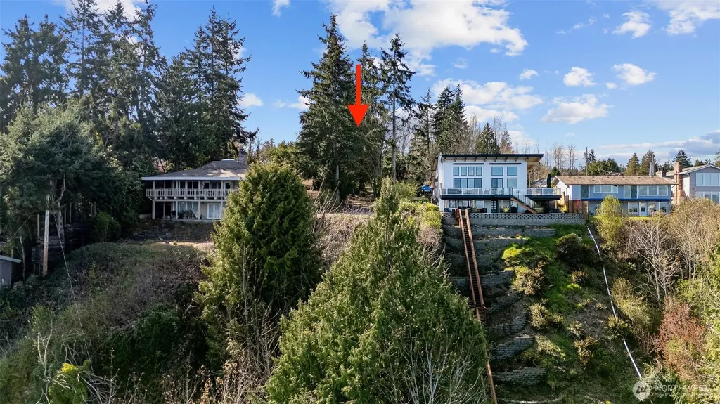 1679 Miracle Mile Drive E Port Orchard WA 98366