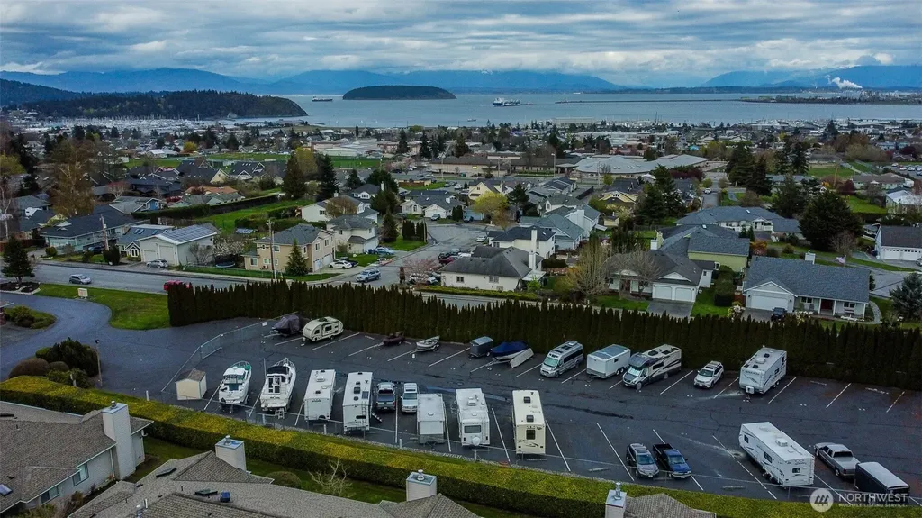 2010 Creekside Lane Anacortes WA 98221