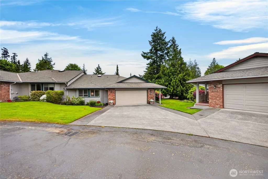 2010 Creekside Lane Anacortes WA 98221