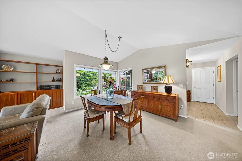 2010 Creekside Lane Anacortes WA 98221