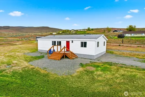671 Hull Road Selah WA 98942