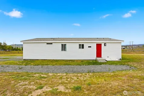671 Hull Road Selah WA 98942