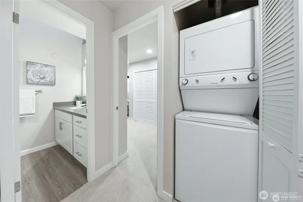 1940 N Northgate Way Seattle WA 98133