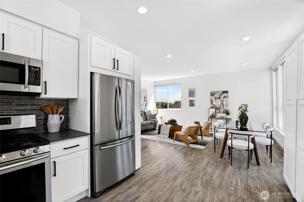 5560 15th Avenue S Seattle WA 98108