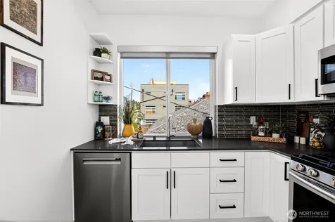 5560 15th Avenue S Seattle WA 98108