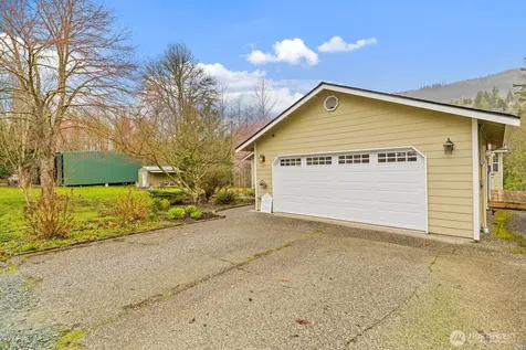 31027 Prevedell Road Sedro Woolley WA 98284