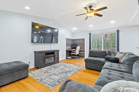 31027 Prevedell Road Sedro Woolley WA 98284