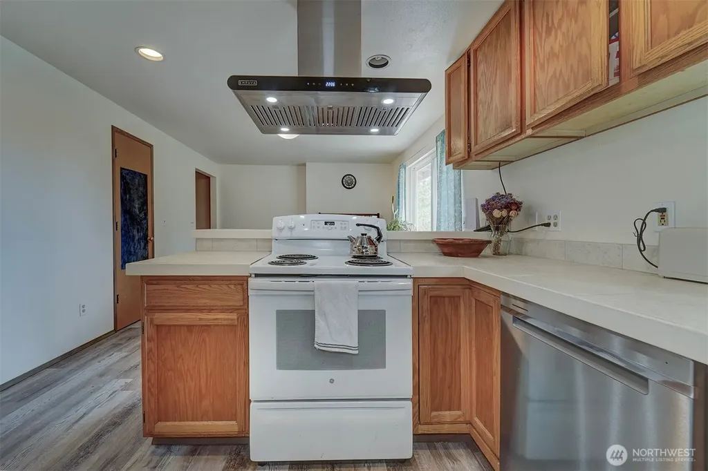 31481 Night Owl Avenue NE Kingston WA 98346