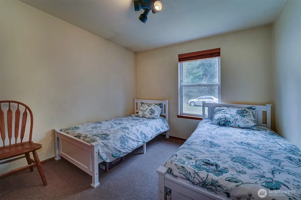 31481 Night Owl Avenue NE Kingston WA 98346