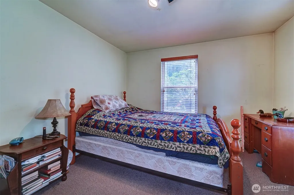 31481 Night Owl Avenue NE Kingston WA 98346