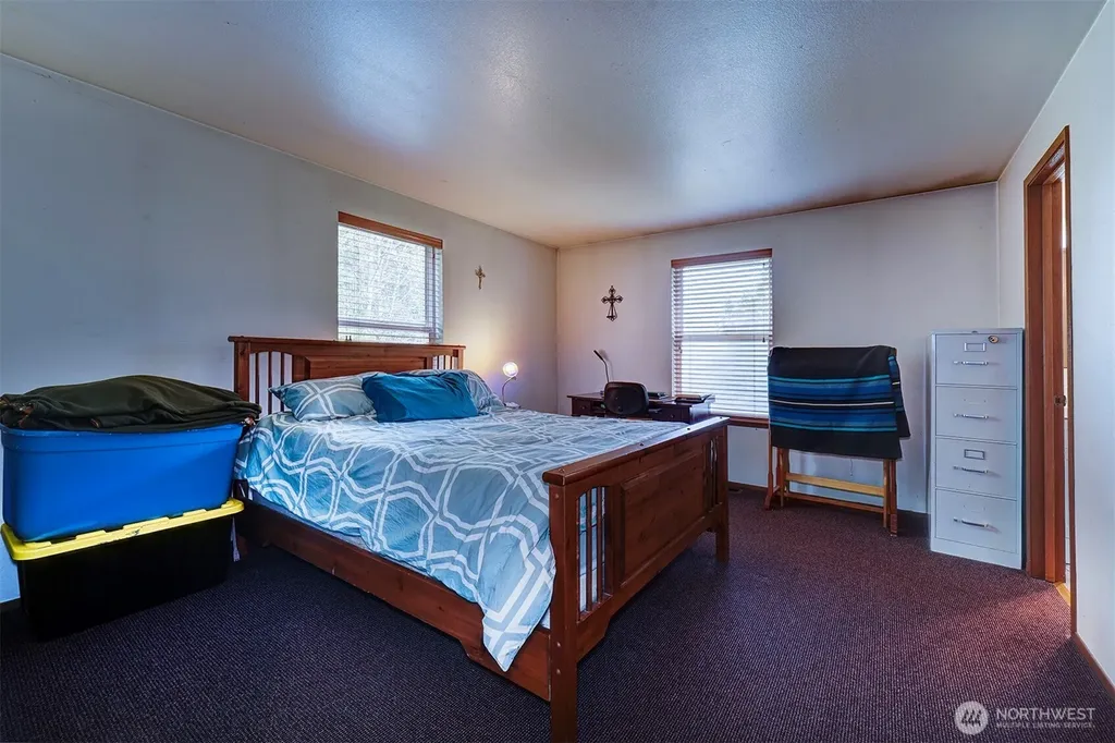 31481 Night Owl Avenue NE Kingston WA 98346