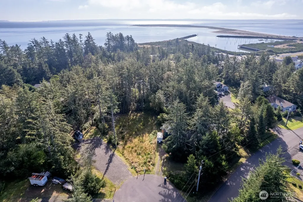 958 Gemini Court SE Ocean Shores WA 98569