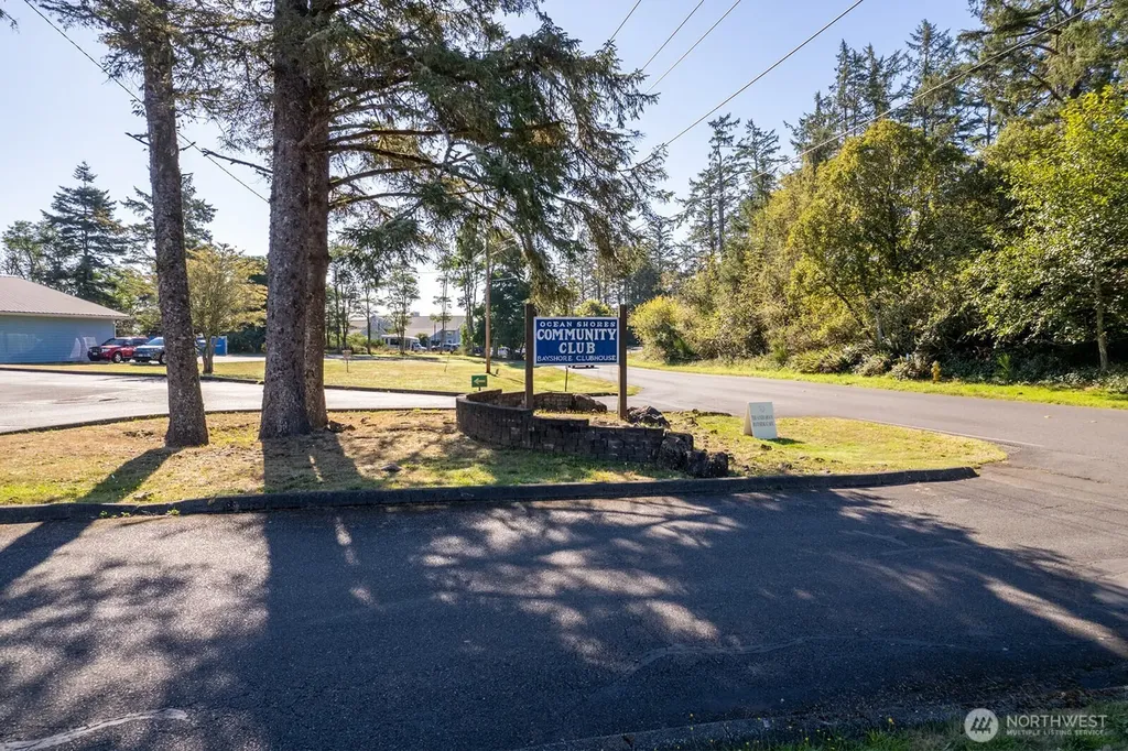 958 Gemini Court SE Ocean Shores WA 98569