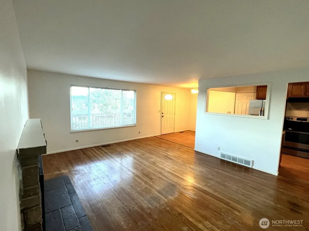 17930 Military Road S Seatac WA 98188