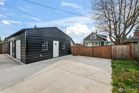 6321 S Park Avenue Tacoma WA 98408