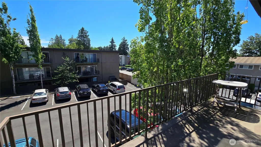 11010 NE 68th Street Kirkland WA 98033