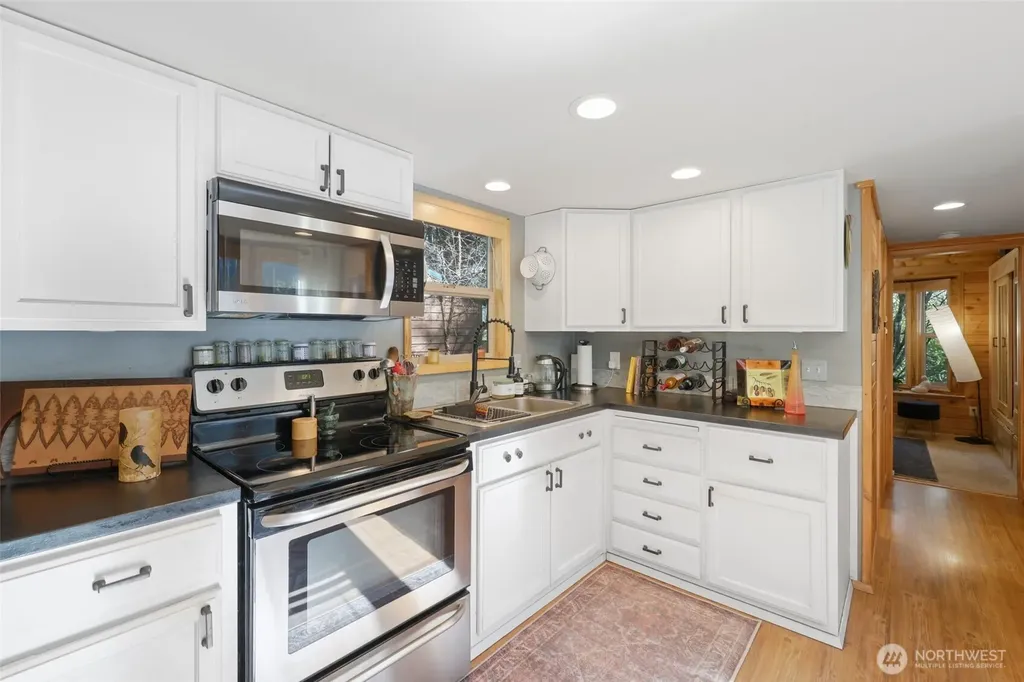 1546 Reservation Road SE Olympia WA 98513
