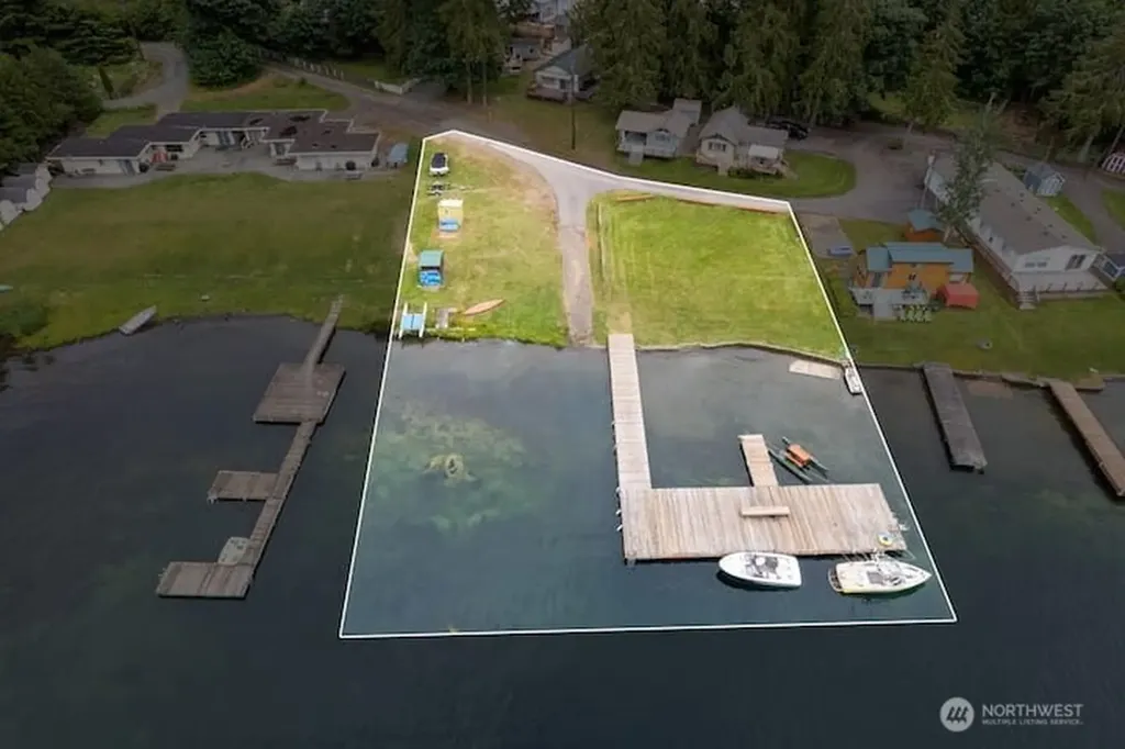 17 Thompson Point Road Port Angeles WA 98363
