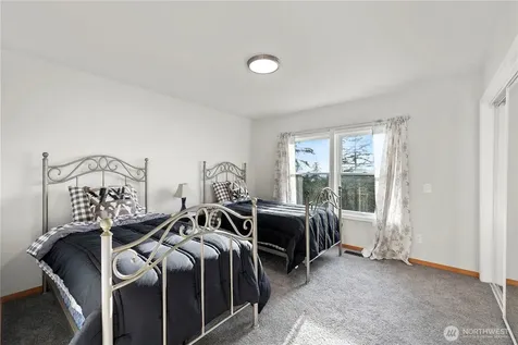 1242 Youngwood Road Camano Island WA 98282