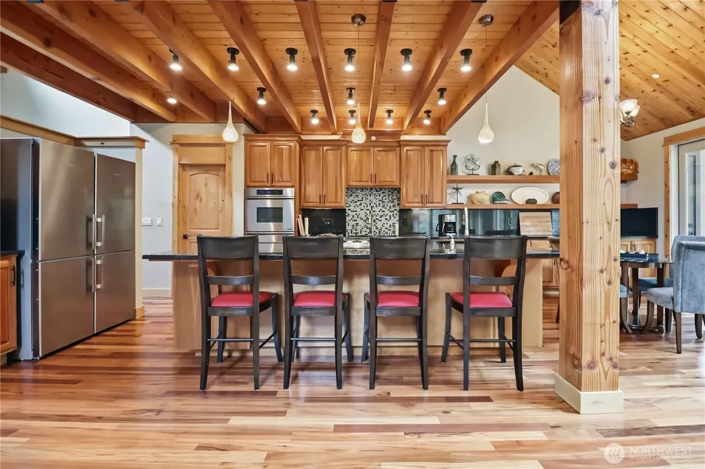 125 Royal Coachman Lane Kalama WA 98625
