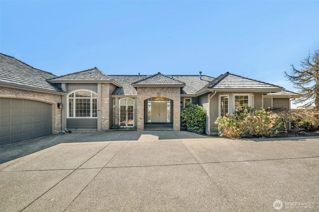 15423 SE 58th Street Bellevue WA 98006