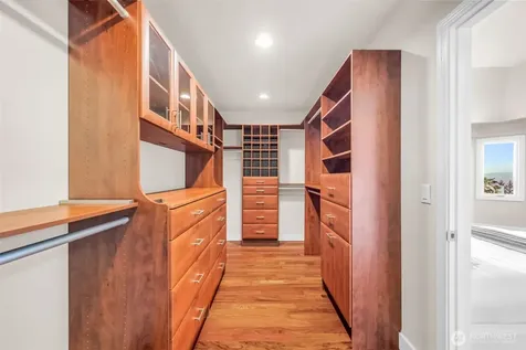 15423 SE 58th Street Bellevue WA 98006