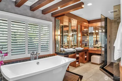 15423 SE 58th Street Bellevue WA 98006