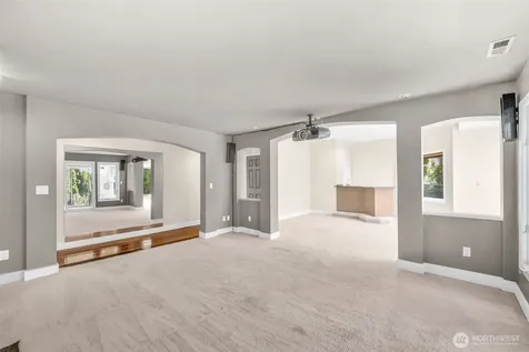 15423 SE 58th Street Bellevue WA 98006