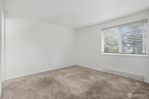 11424 SE 257th Place Kent WA 98030