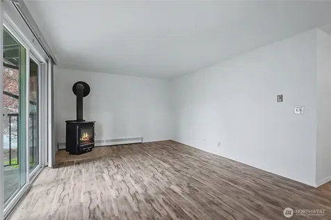 11424 SE 257th Place Kent WA 98030