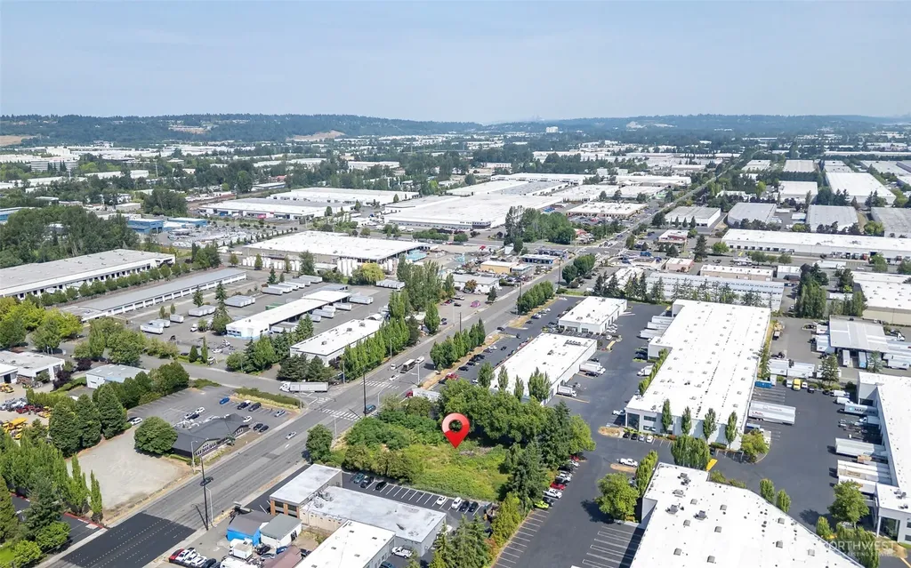 8425 S 216th Street Kent WA 98032